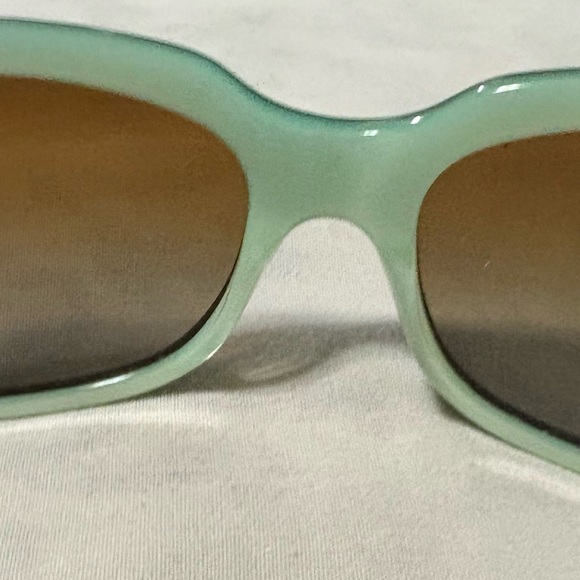 Ralph Lauren Brown and Green Sunglasses with Vintage-Inspired Design - Picture 12 of 16
